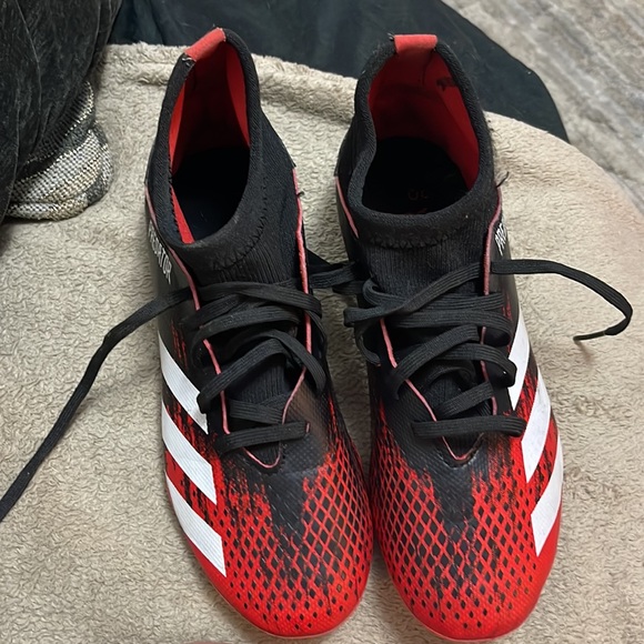 Adidas kids Predator 20.3 EF1930 Red Soccer Cleats Shoes Size 4 - Picture 2 of 5